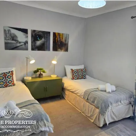 Harcourt By Prestige Sa *